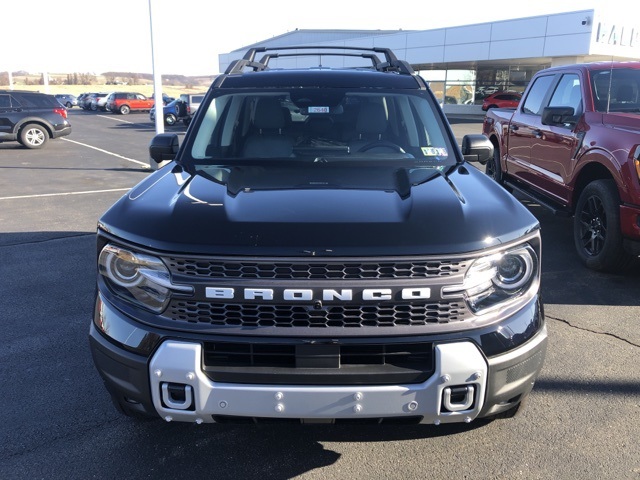2025 Ford Bronco Sport Badlands photo 2