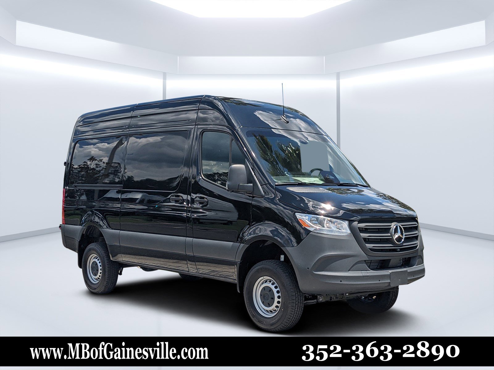 2025 Mercedes-Benz Sprinter Cargo Van Base's photo