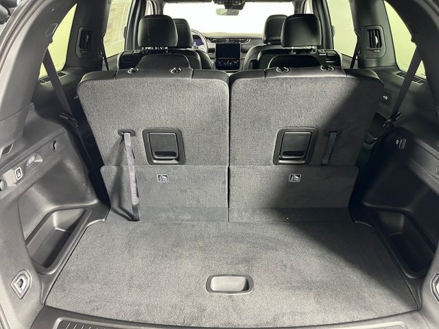 2025 Jeep Grand Cherokee Limited photo 12