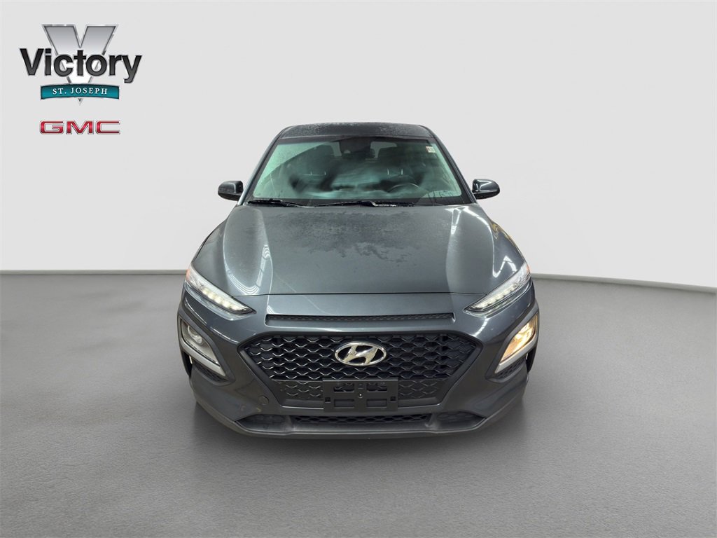 Used 2021 Hyundai Kona SE with VIN KM8K1CAA4MU651866 for sale in Saint Joseph, MO