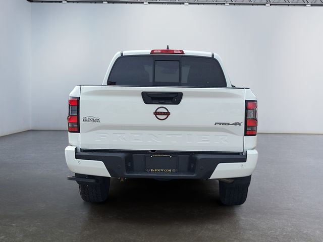 2022 Nissan Frontier PRO-4X photo 4