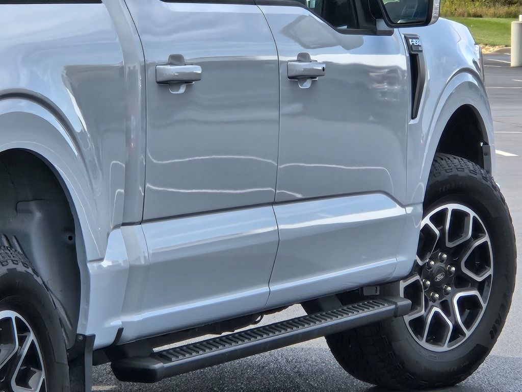 2022 Ford F-150 XLT photo 11