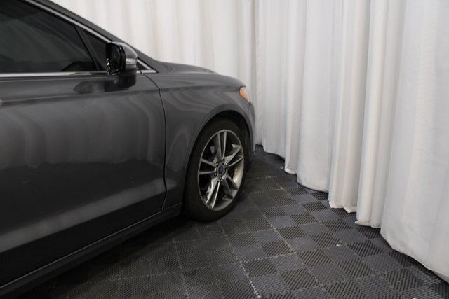 2013 Ford Fusion Titanium photo 27