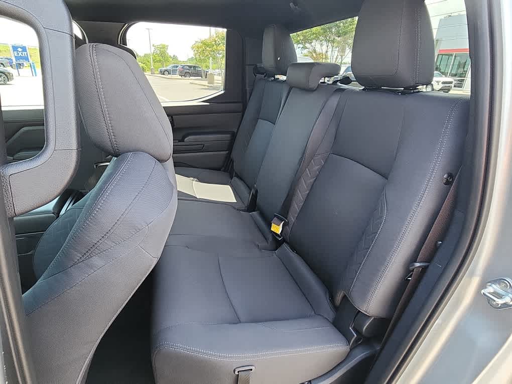 2025 Toyota Tacoma SR5 Double Cab photo 7