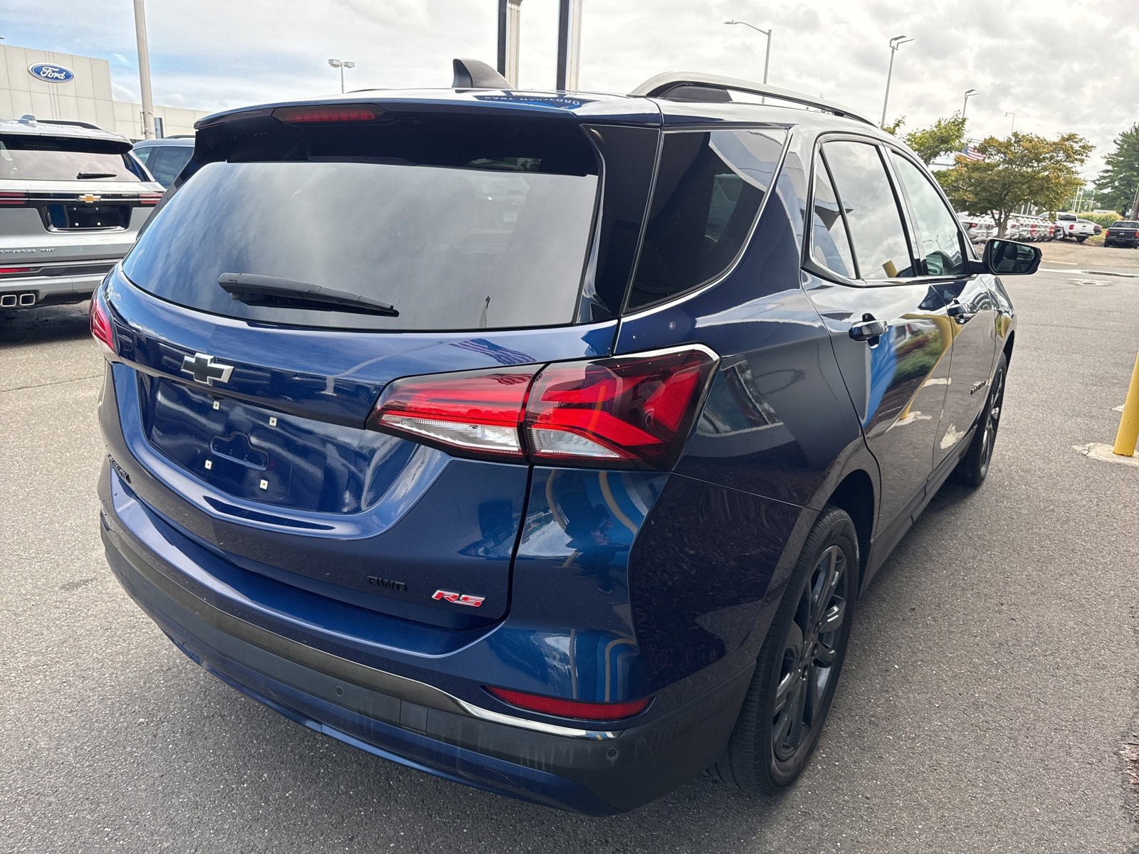 2023 Chevrolet Equinox RS photo 4