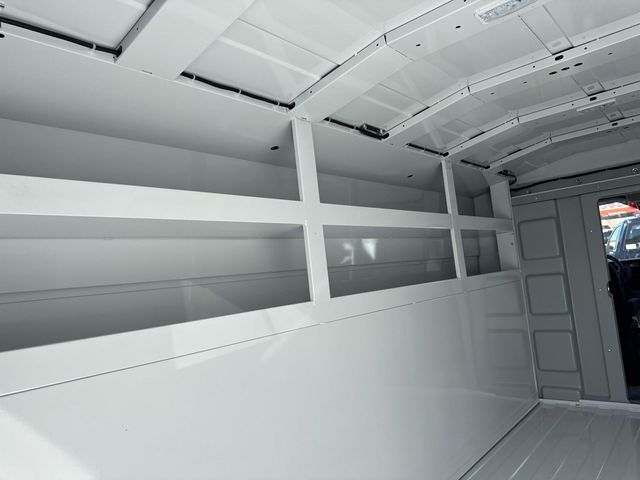 2025 Ford Transit photo 4