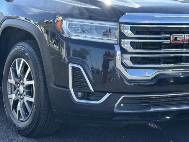 2023 Gmc Acadia SLT photo 2
