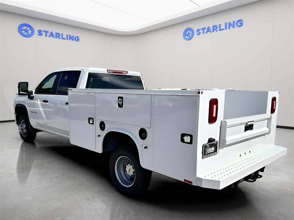 2024 Chevrolet Silverado 3500HD Work Truck photo 4