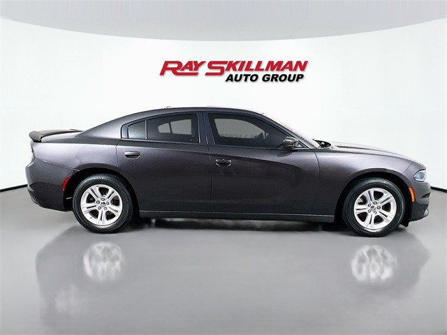 2022 Dodge Charger SXT photo 8