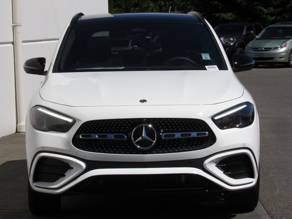2025 Mercedes Benz GLA 250 4MATIC photo 3