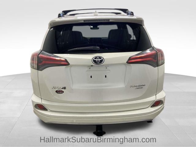 2017 Toyota RAV4 Platinum photo 4