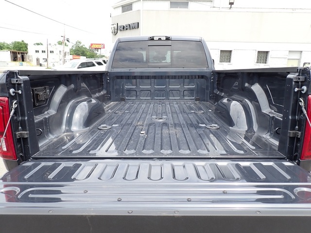 2025 Ram 2500 Tradesman photo 6