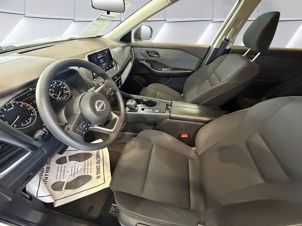 2023 Nissan Rogue S photo 7