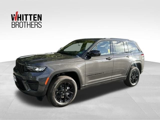2025 Jeep Grand Cherokee Altitude's photo