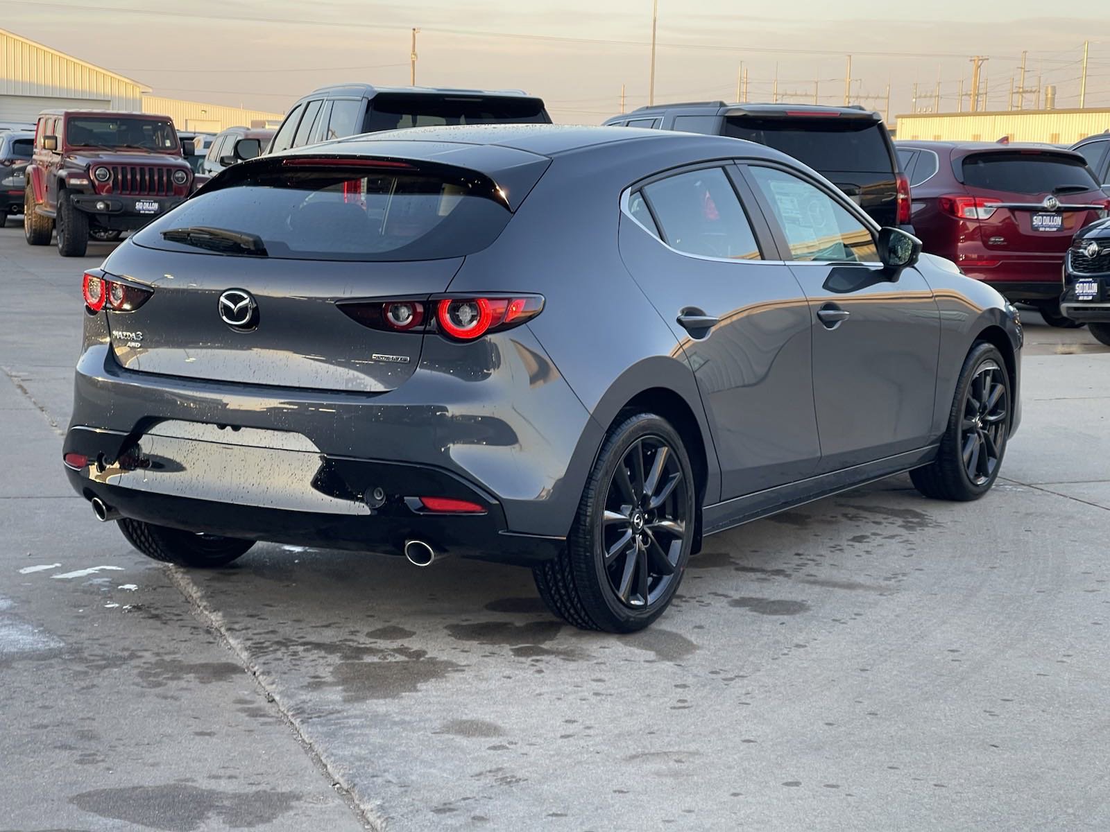 2025 Mazda Mazda3 2.5 s Carbon photo 13