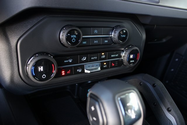 2025 Ford Bronco Big Bend photo 3