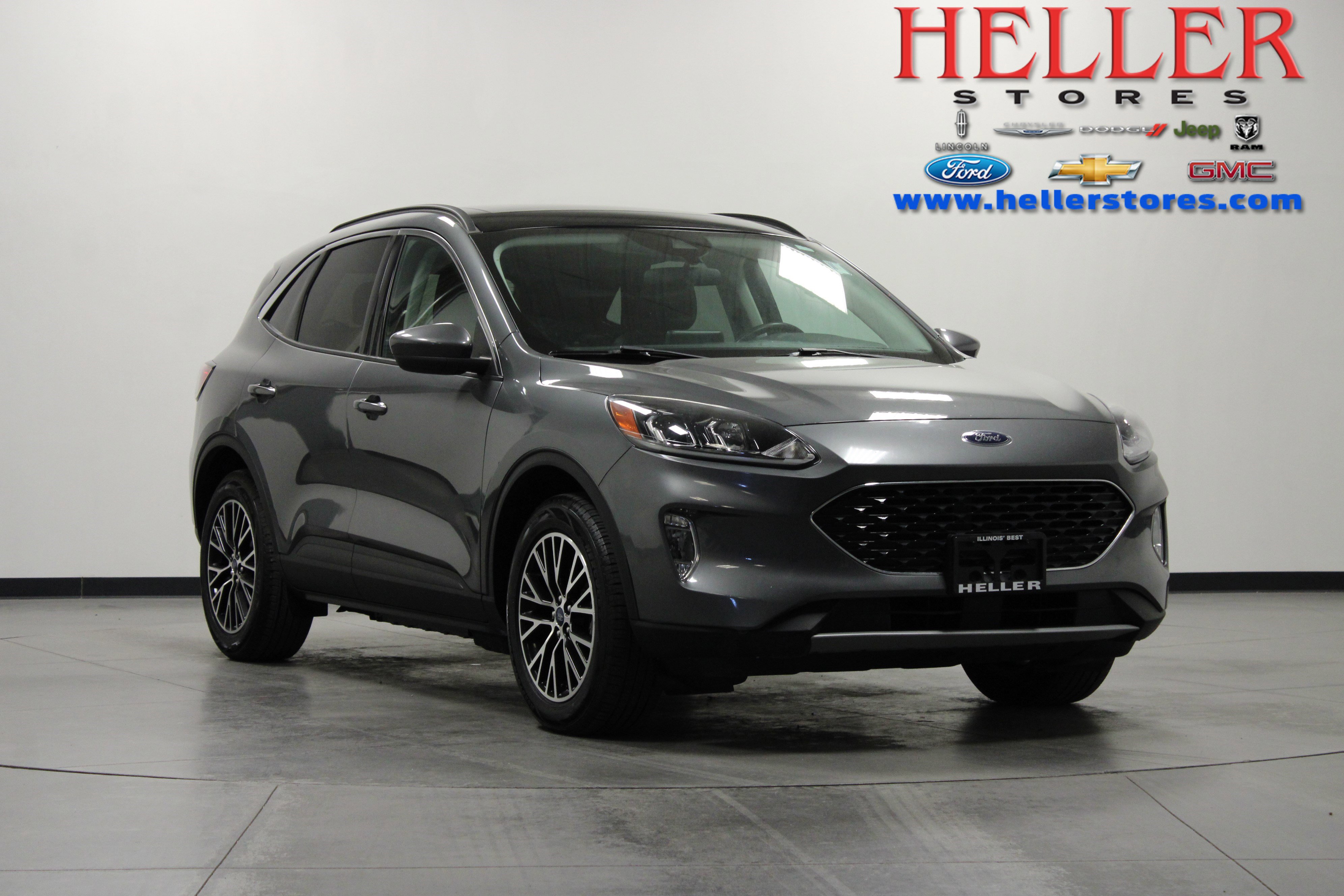 2022 Ford Escape SEL's photo