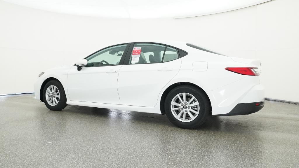 2026 Toyota Camry LE photo 12