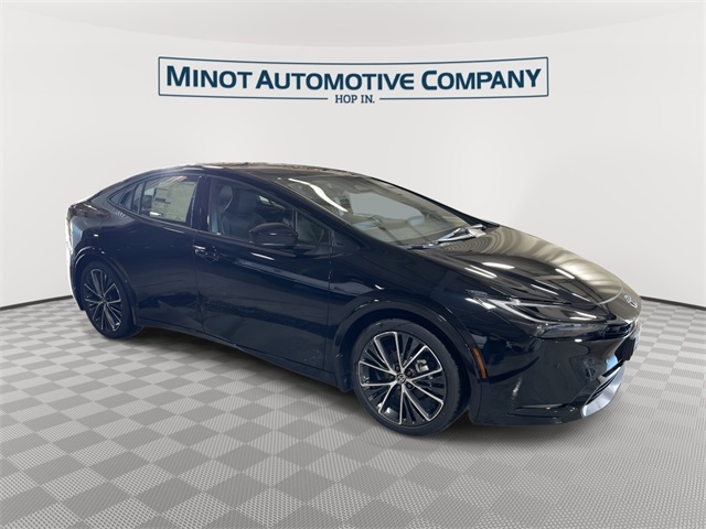 2026 Toyota Prius XLE's photo