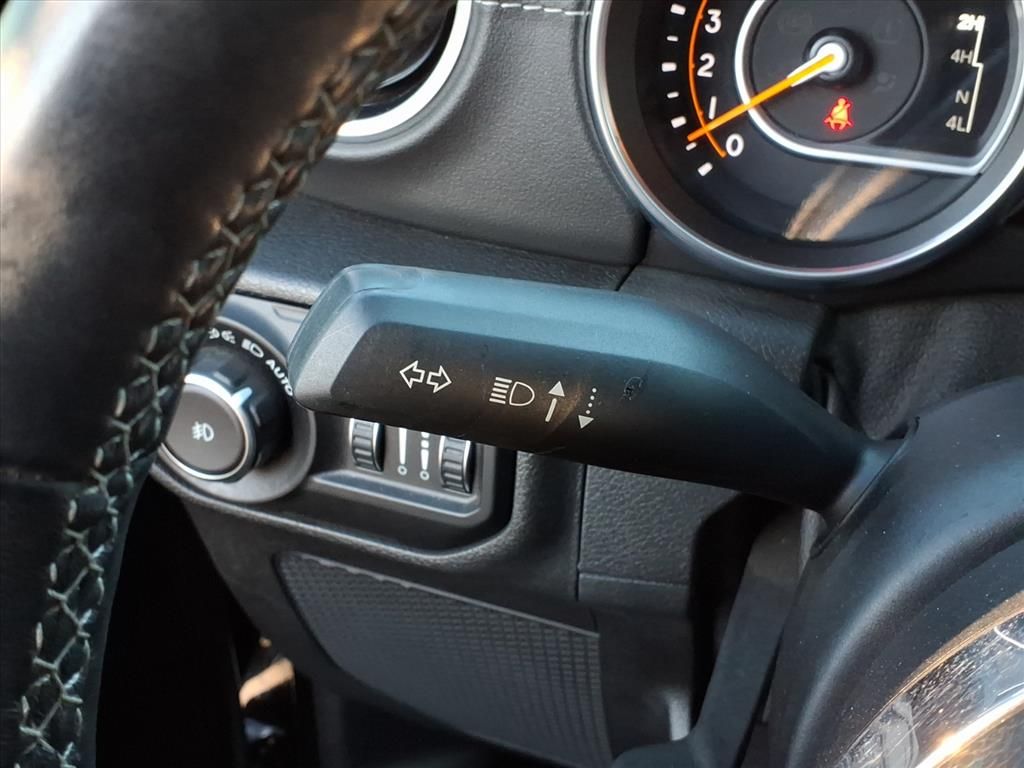 2018 JEEP WRANGLER - Image 19