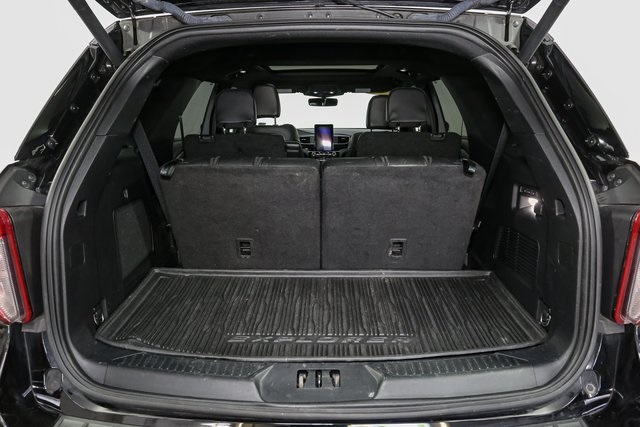 2022 Ford Explorer ST photo 7