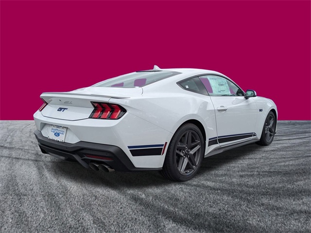 2025 Ford Mustang GT Premium photo 4
