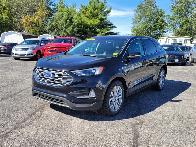 2024 Ford Edge Titanium photo 9