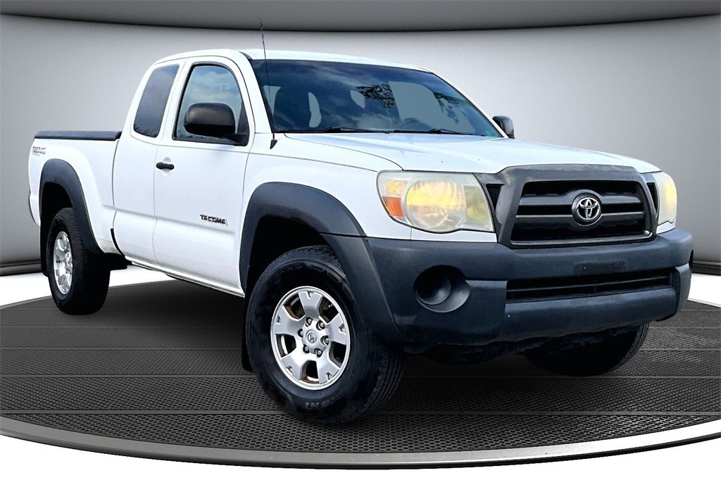 2010 Toyota Tacoma Base's photo