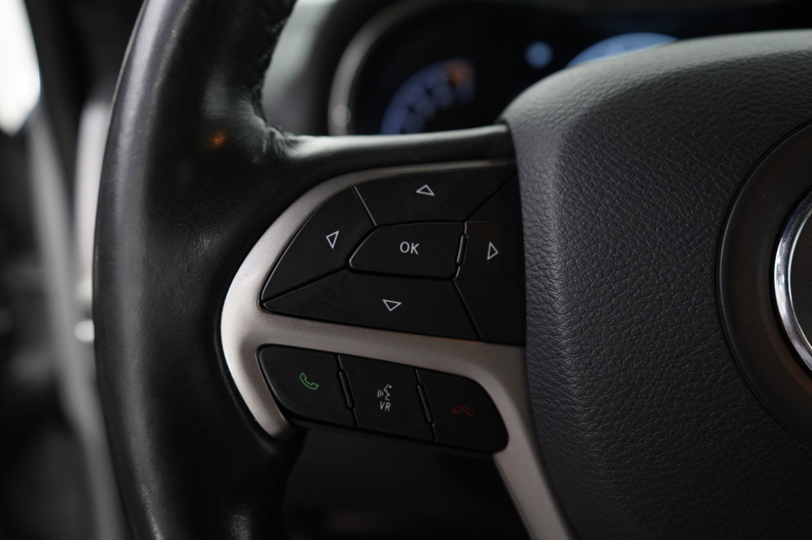 2020 Jeep Grand Cherokee Limited photo 18