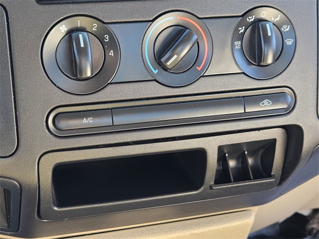 2008 Ford F-350 photo 14