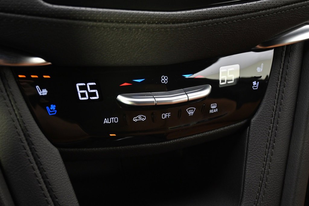 2025 Cadillac XT5 Premium Luxury photo 28