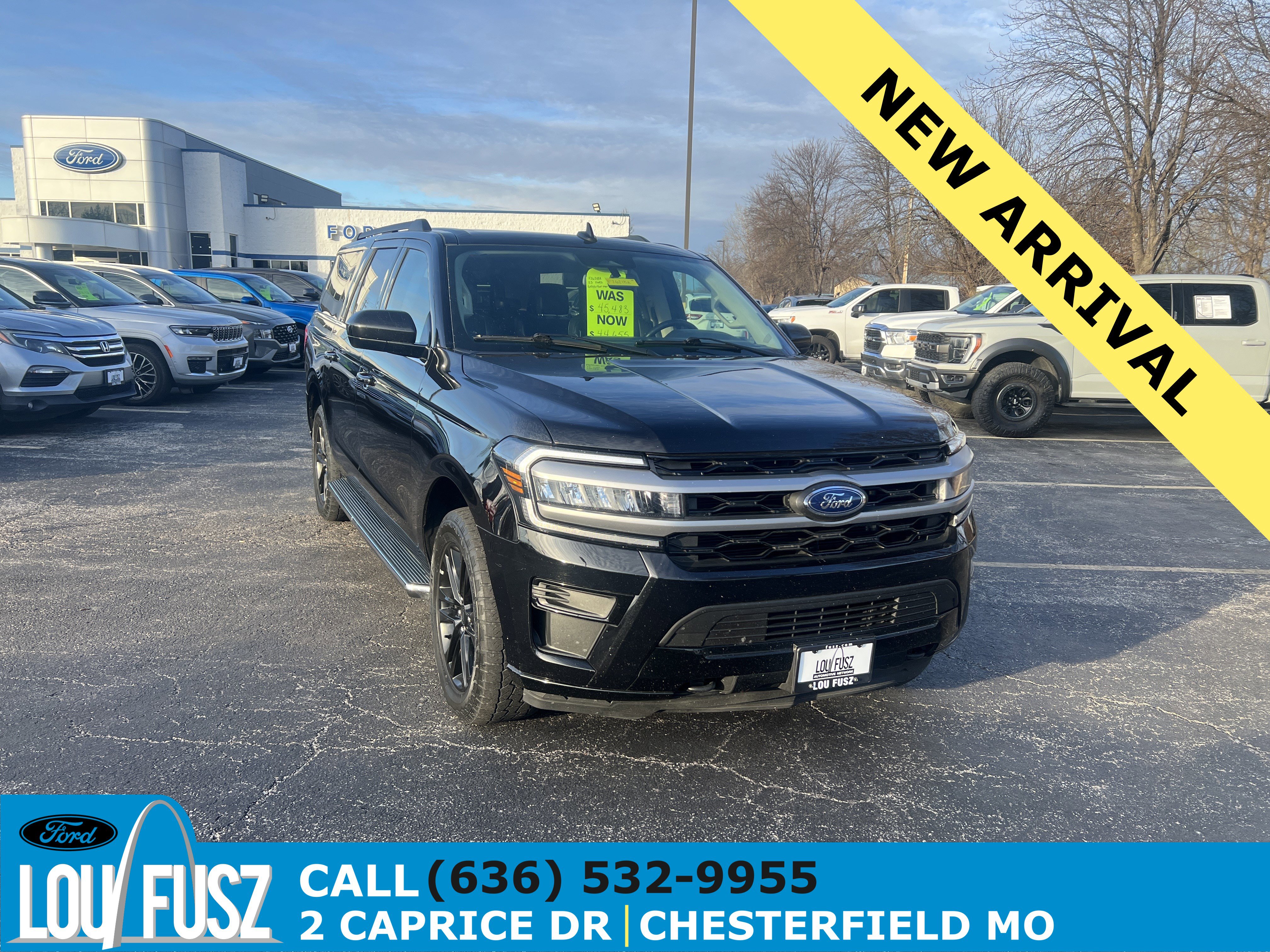 2023 Ford Expedition XLT's photo