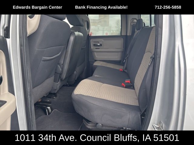 2009 Dodge Ram SLT photo 12
