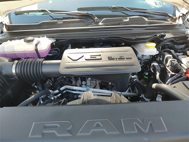 2025 Ram 1500 Tradesman photo 7