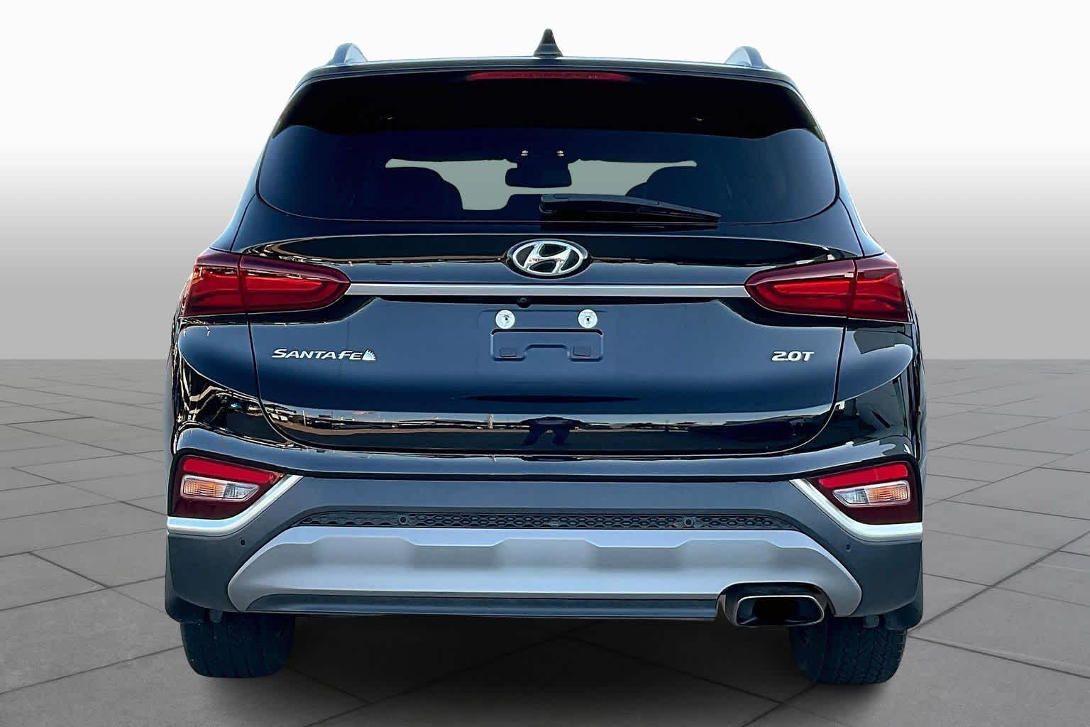 2020 Hyundai Santa Fe SEL photo 4