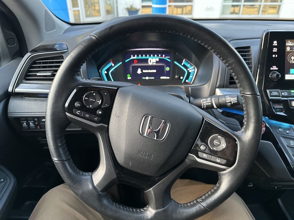 2022 Honda Odyssey Elite photo 3