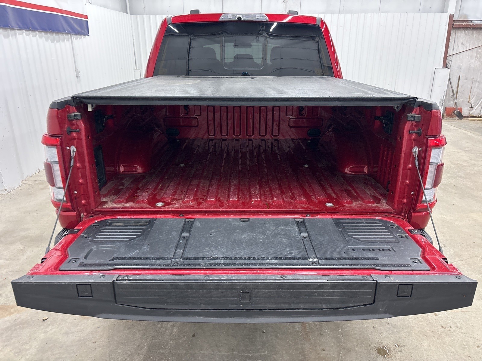 2023 Ford F-150 Raptor photo 6