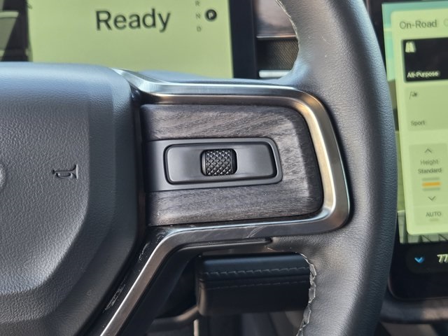 2023 Rivian R1S Launch Edition photo 21