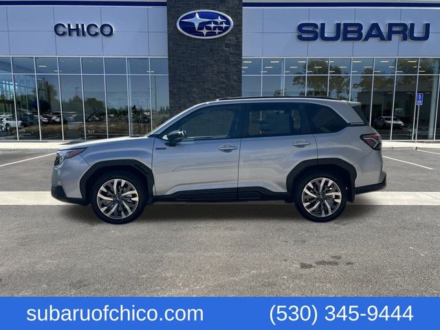 2025 Subaru Forester Touring photo 4