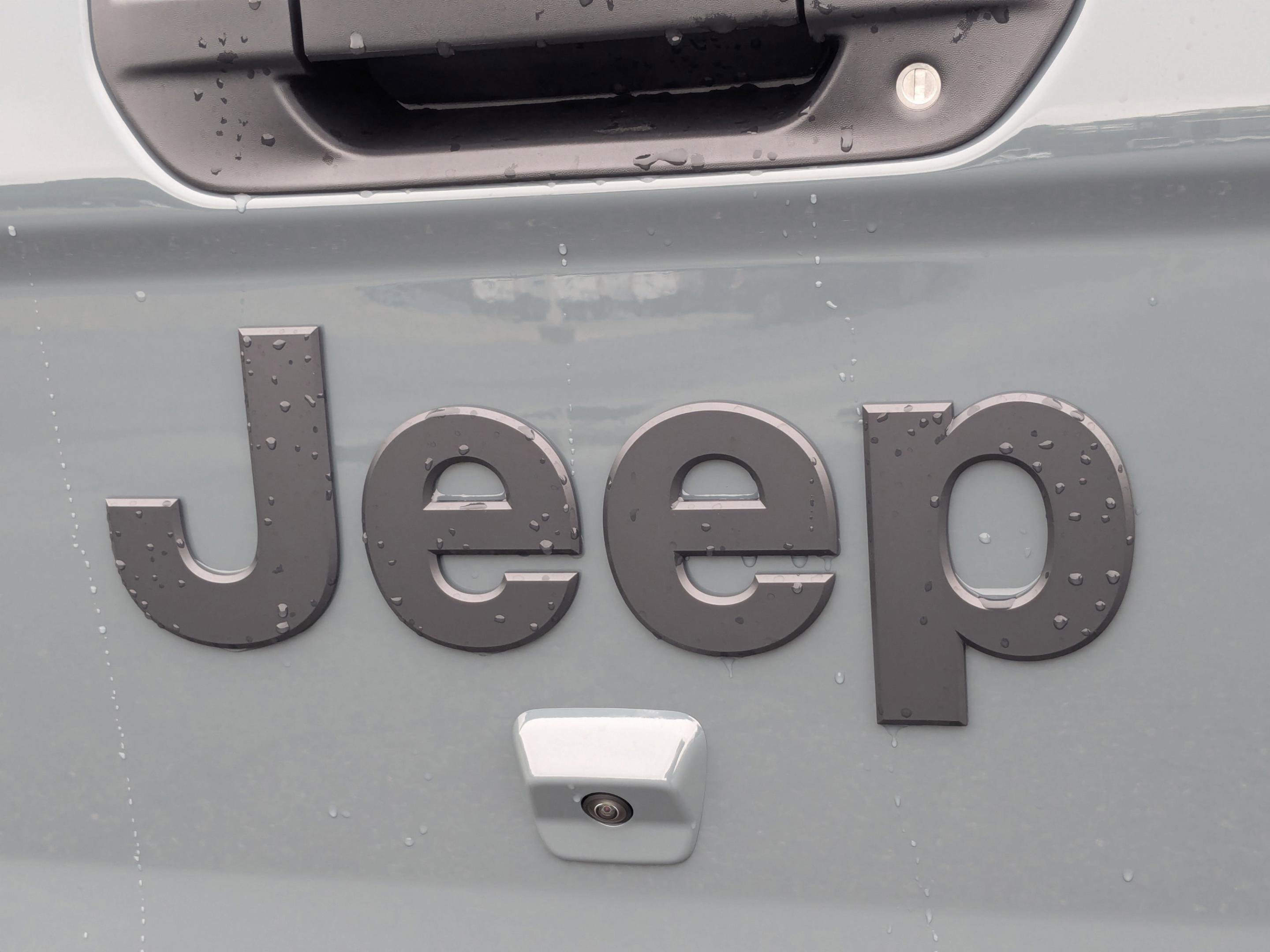 2025 Jeep Gladiator Sport S photo 35