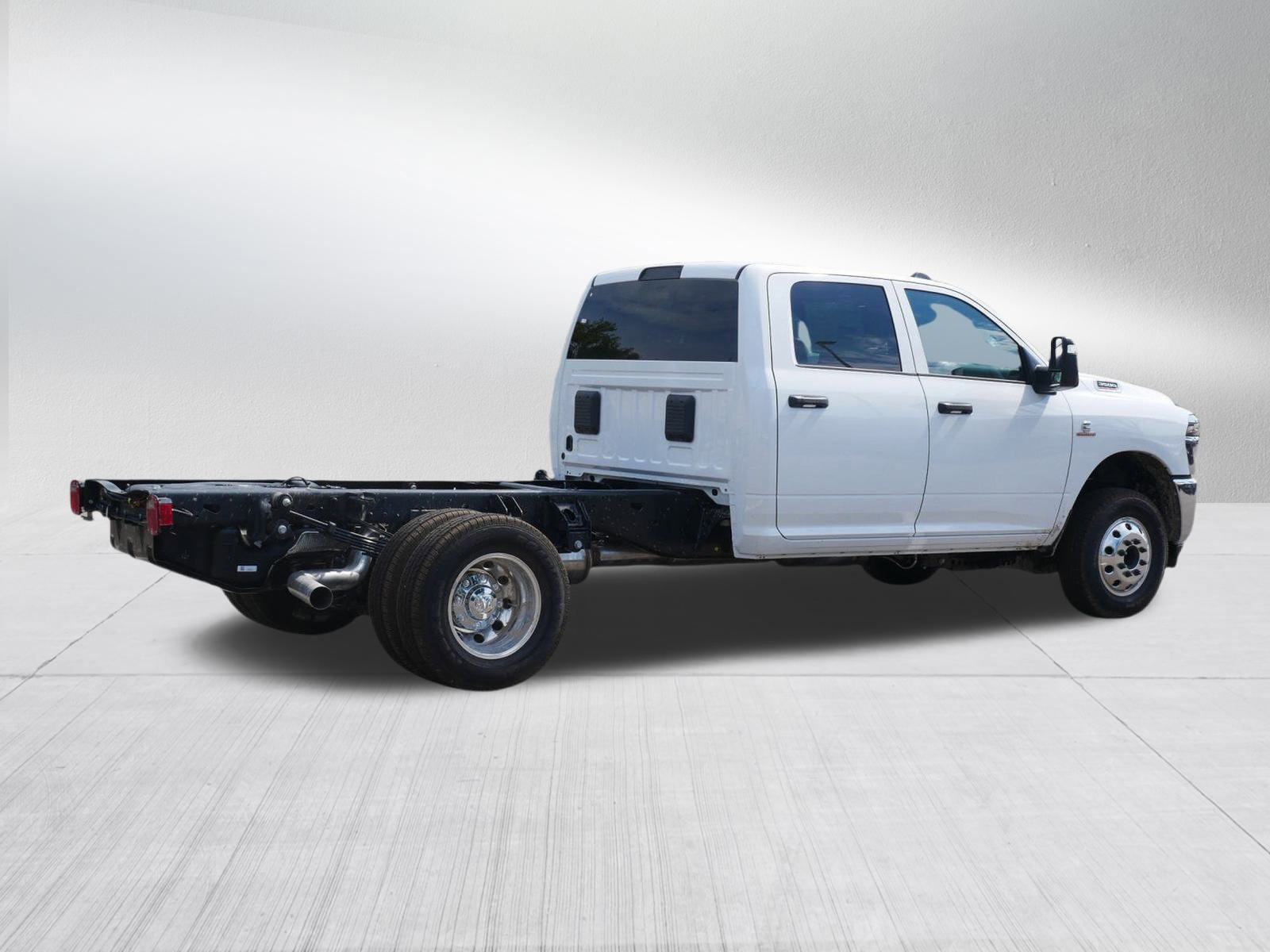 2026 Ram 3500 Tradesman photo 7