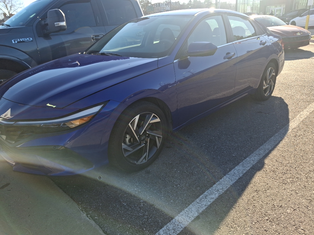 2024 Hyundai Elantra SEL