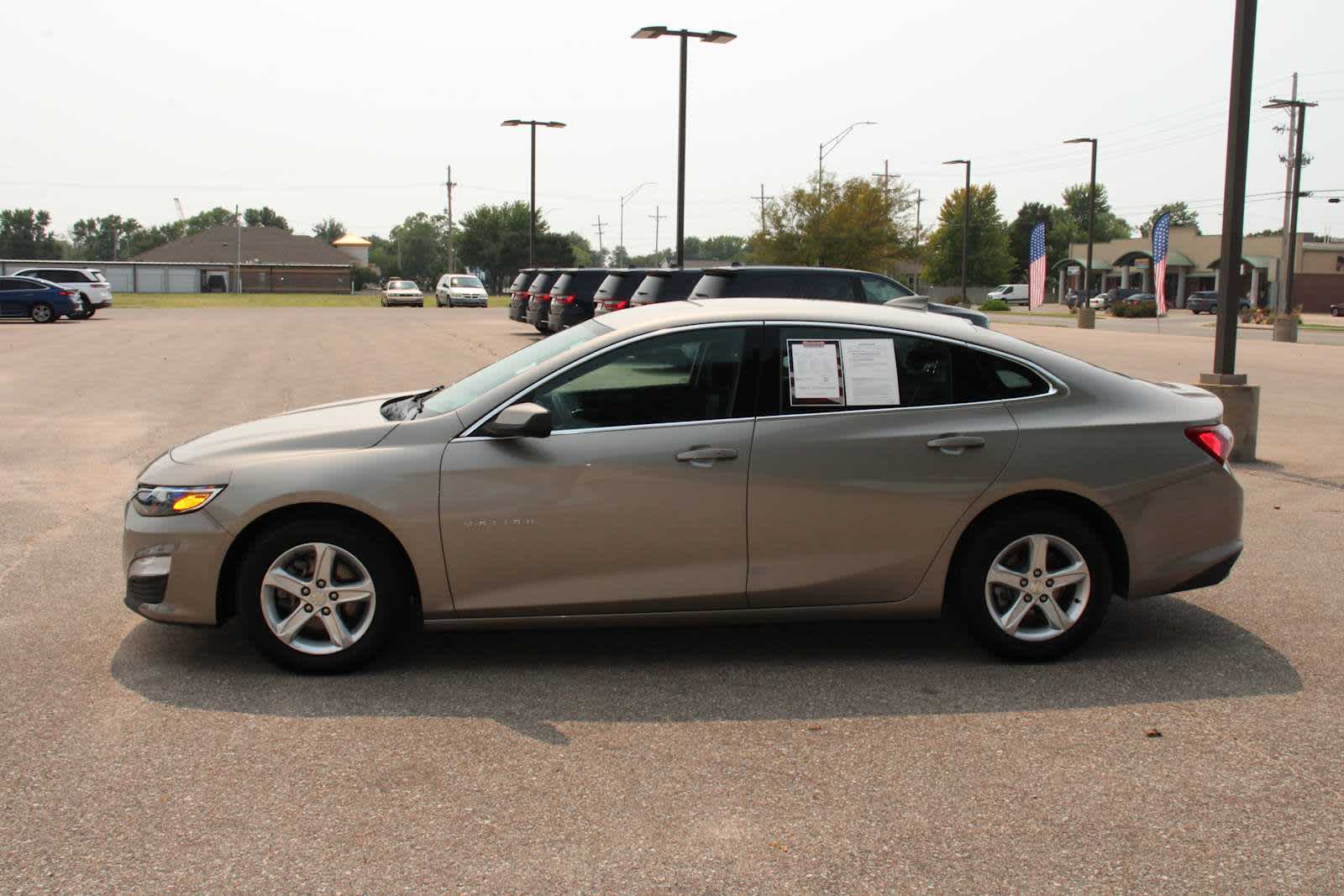 2022 Chevrolet Malibu photo 5