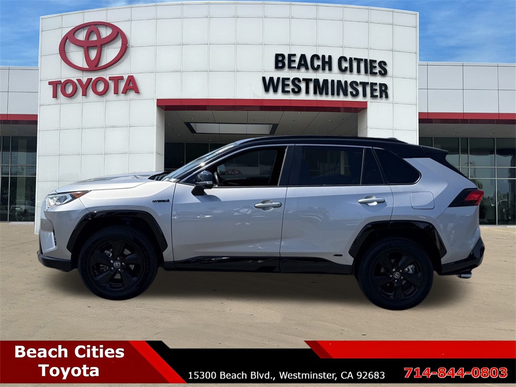 2020 Toyota RAV4 Hybrid XSE photo 5