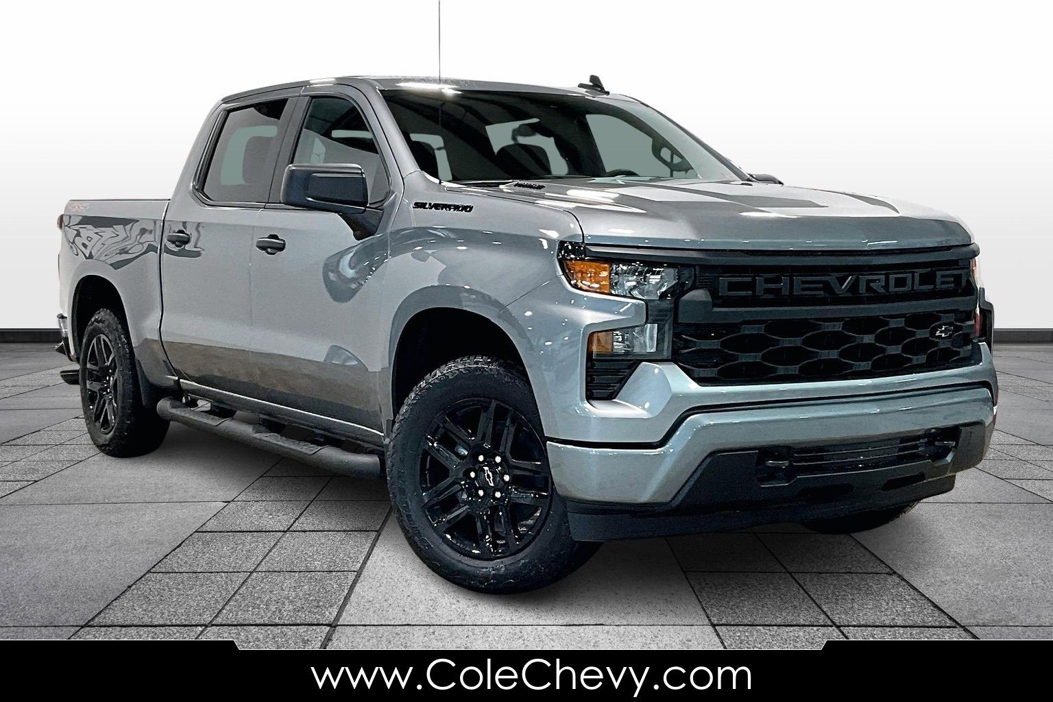 2026 Chevrolet Silverado 1500 Custom's photo