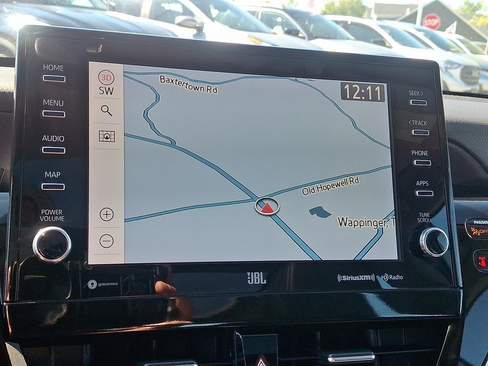 2023 Toyota Camry XLE photo 16