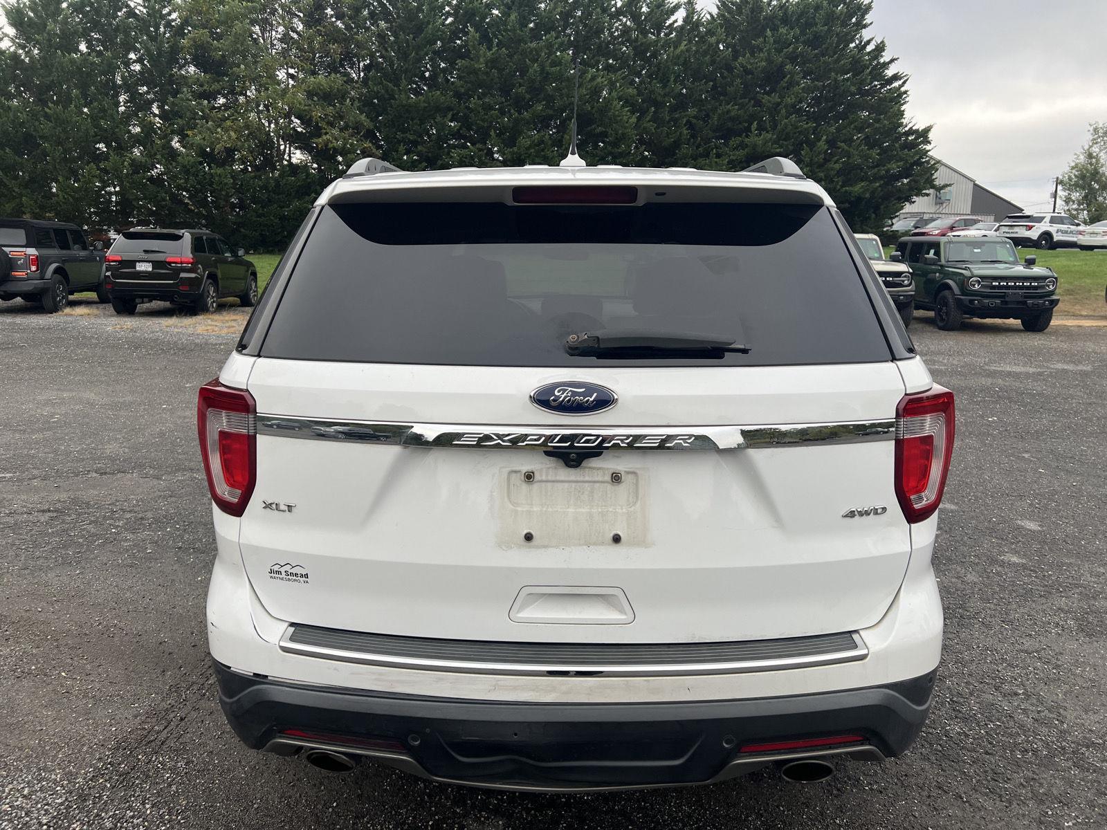 2018 Ford Explorer XLT photo 2