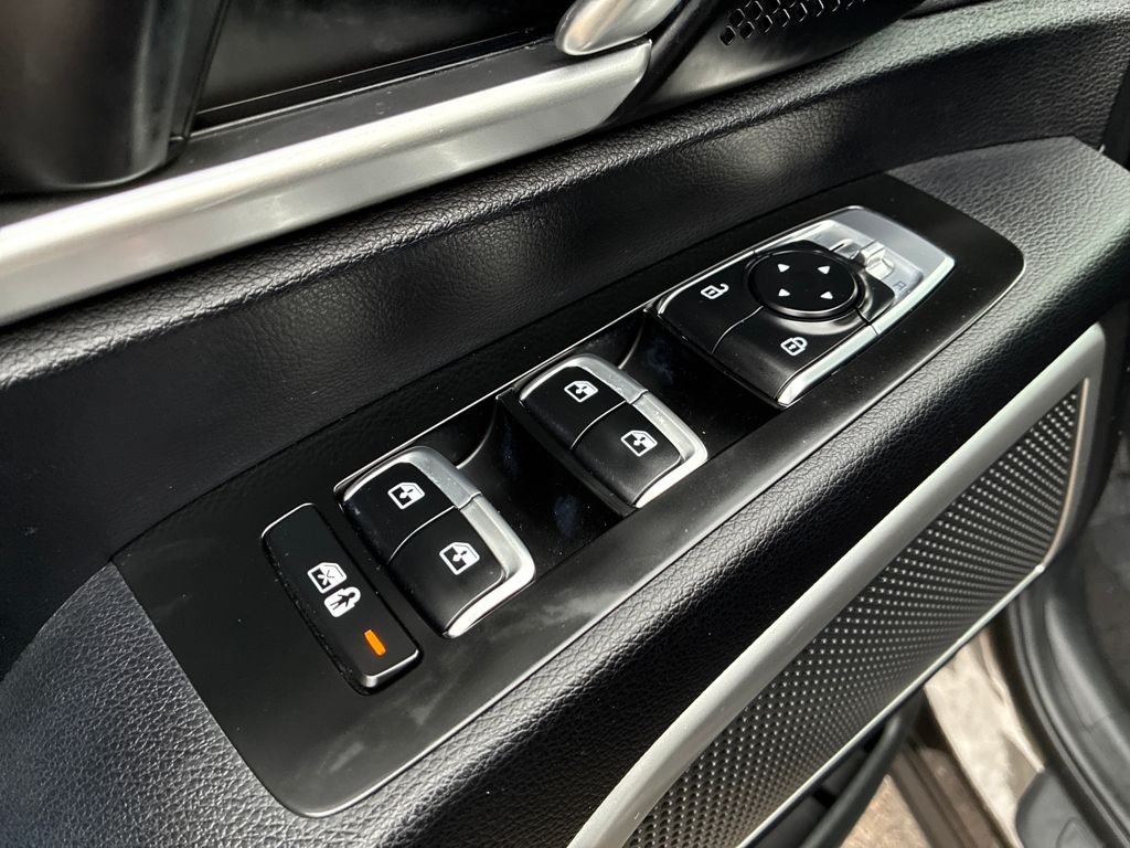 2022 Kia Telluride S photo 11
