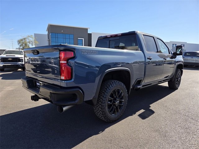 2026 Chevrolet Silverado 2500HD LTZ photo 4