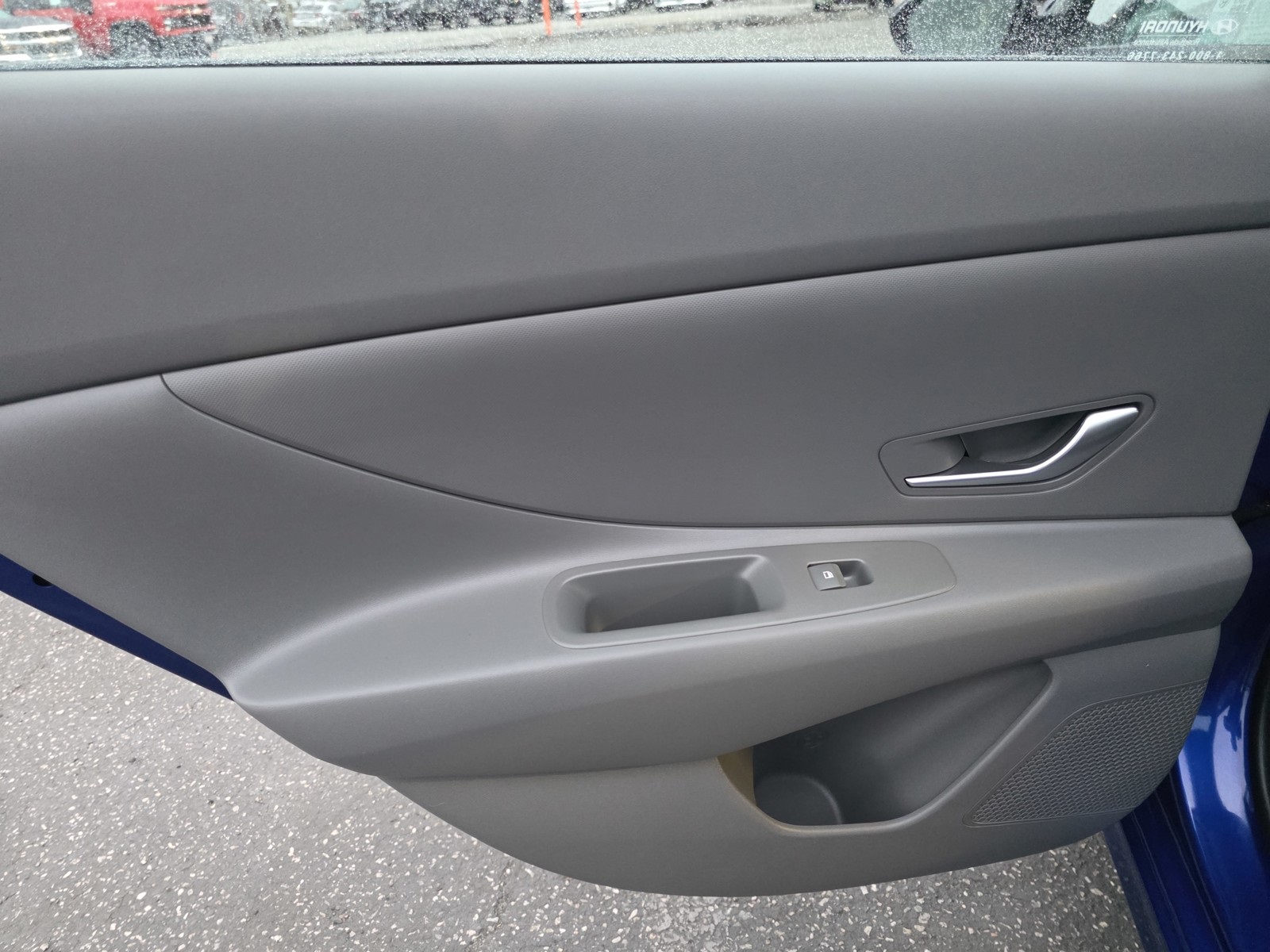 2024 Hyundai Elantra SEL photo 12